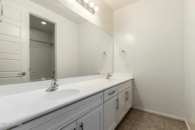 $775,000 | 1527 West Windhaven Avenue, Gilbert, AZ 85233