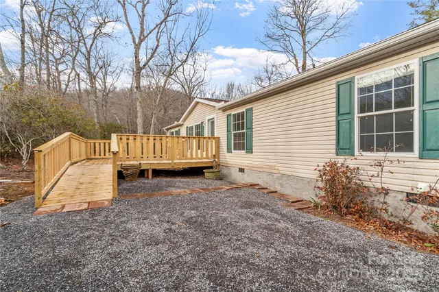 $309,000 | 238 Cherry Hollow, Burnsville, NC 28714