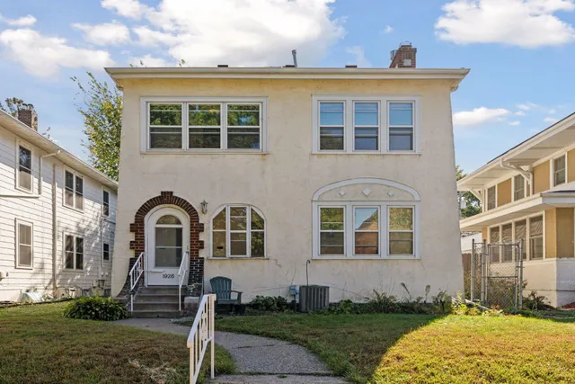 $525,000 | 1926 St Clair Avenue, St. Paul, MN 55105