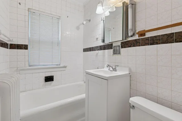 $525,000 | 1926 St Clair Avenue, St. Paul, MN 55105