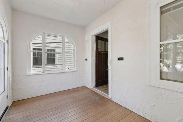 $525,000 | 1926 St Clair Avenue, St. Paul, MN 55105