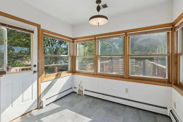 $525,000 | 1926 St Clair Avenue, St. Paul, MN 55105