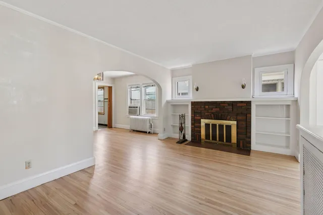 $525,000 | 1926 St Clair Avenue, St. Paul, MN 55105