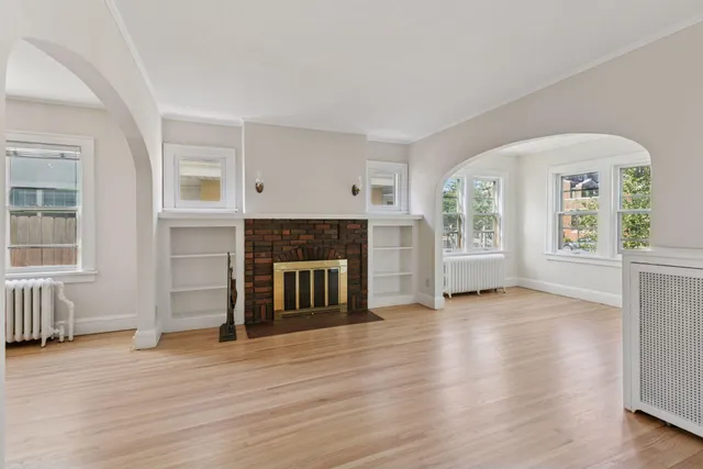 $525,000 | 1926 St Clair Avenue, St. Paul, MN 55105