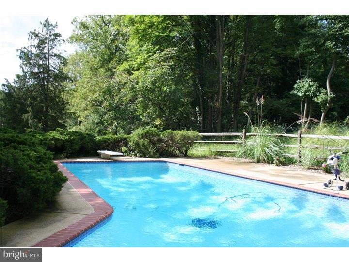 5731 South Deer Run Road Doylestown, PA 18902 - Photo 9 of 24 Gallery Image 9