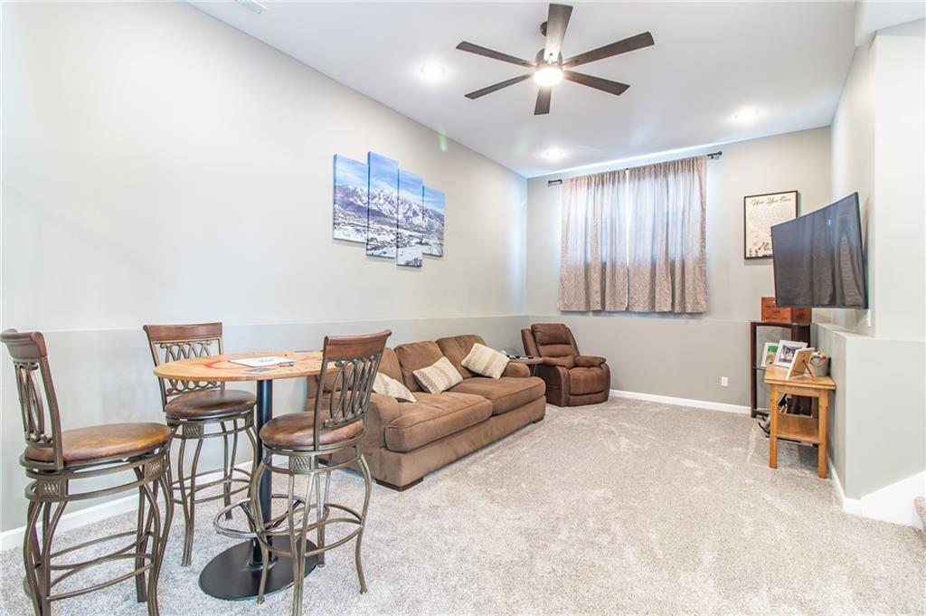 403 North Devasher Road Warrensburg, MO 64093 - Photo 2 of 35