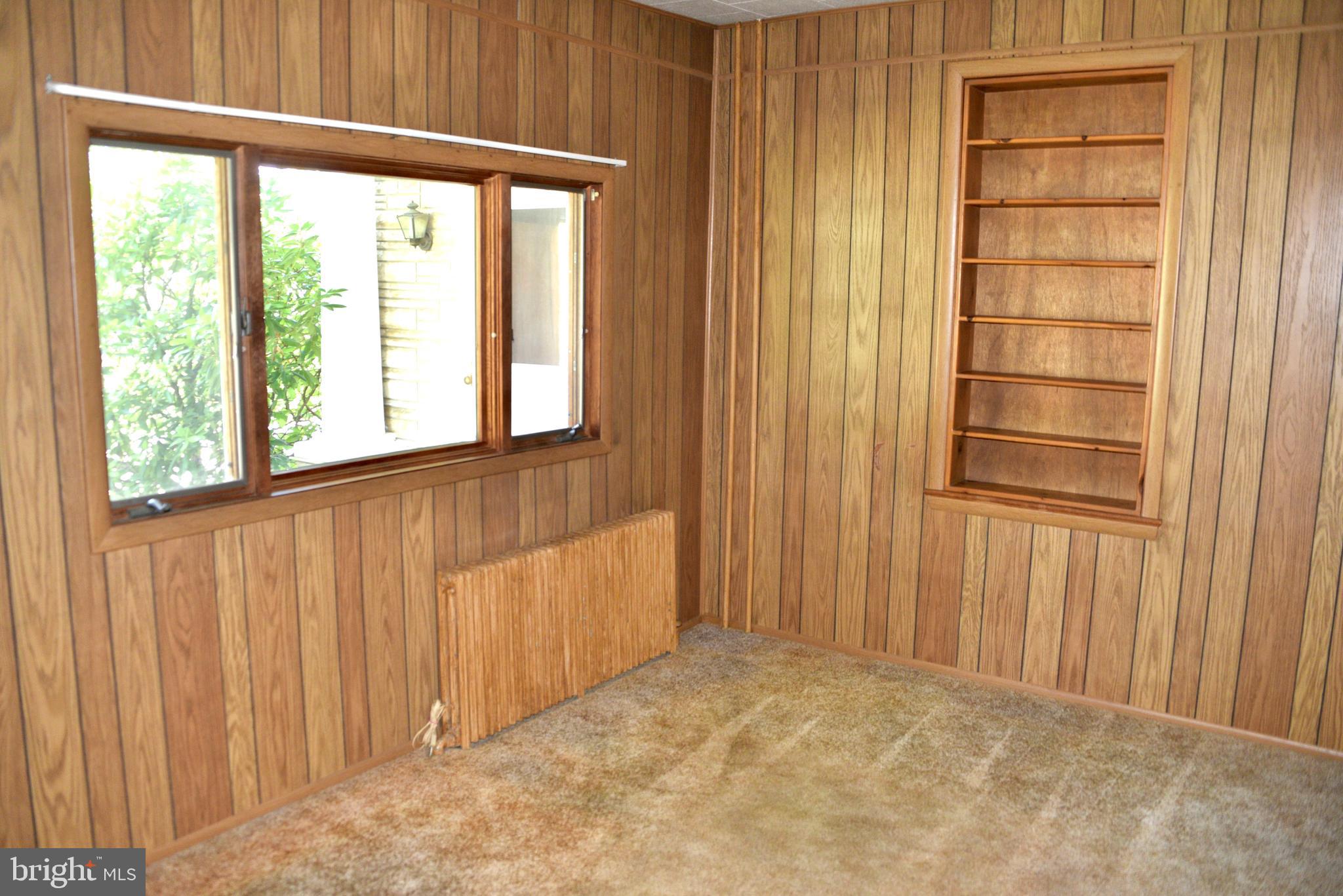 722 Mohns Hill Road Reading, PA 19608 - Photo 8 of 46 an empty room with windows