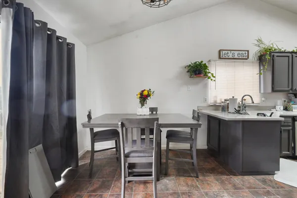 $380,000 | 12343 Quicksilver Street, Waterford, CA 95386