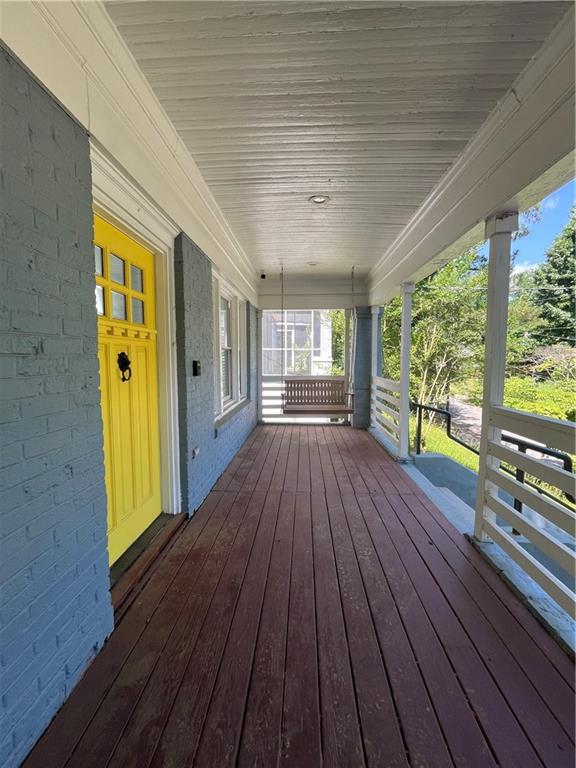 954 Byron Drive Southwest Atlanta, GA 30310 - Photo 4 of 32