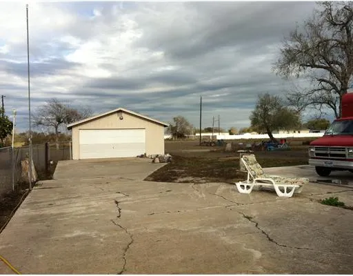 $1,100 | 134 Saratoga Boulevard, Corpus Christi, TX 78417