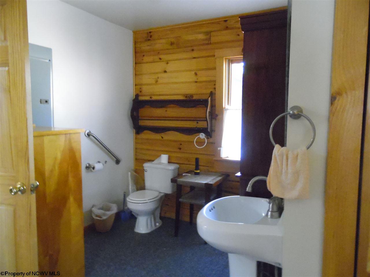 2878 Perry Road Buckhannon, WV 26201 - Photo 8 of 16 Gallery Image 8