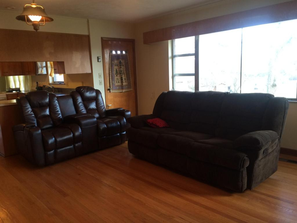 704 East Barton Ridge Road Greeneville, TN 37745 - Photo 11 of 24 Den off Kitchen Area