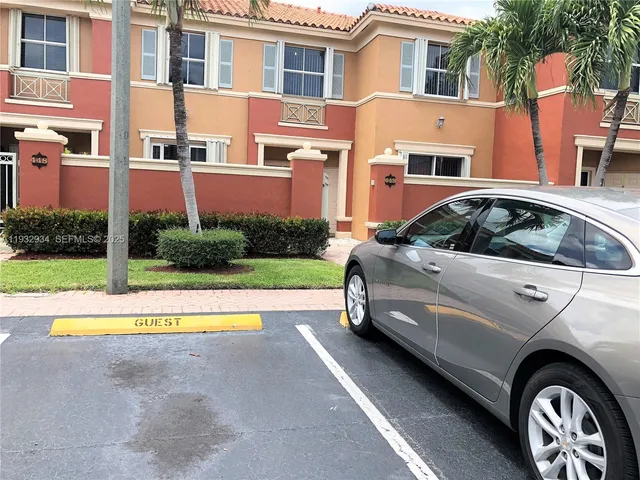 $460,000 | 6202 Northwest 116th Avenue, Unit 449, Doral, FL 33178