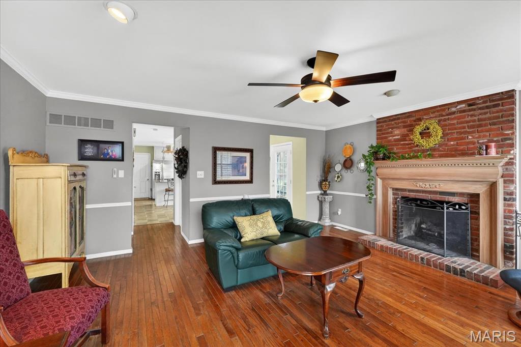 622 Dougherty Terrace Drive Ballwin, MO 63021 - Photo 12 of 45