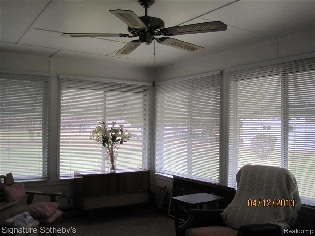 1192 Hickory Ridge Road Milford, MI 48380 - Photo 13 of 19 Lots of Windows