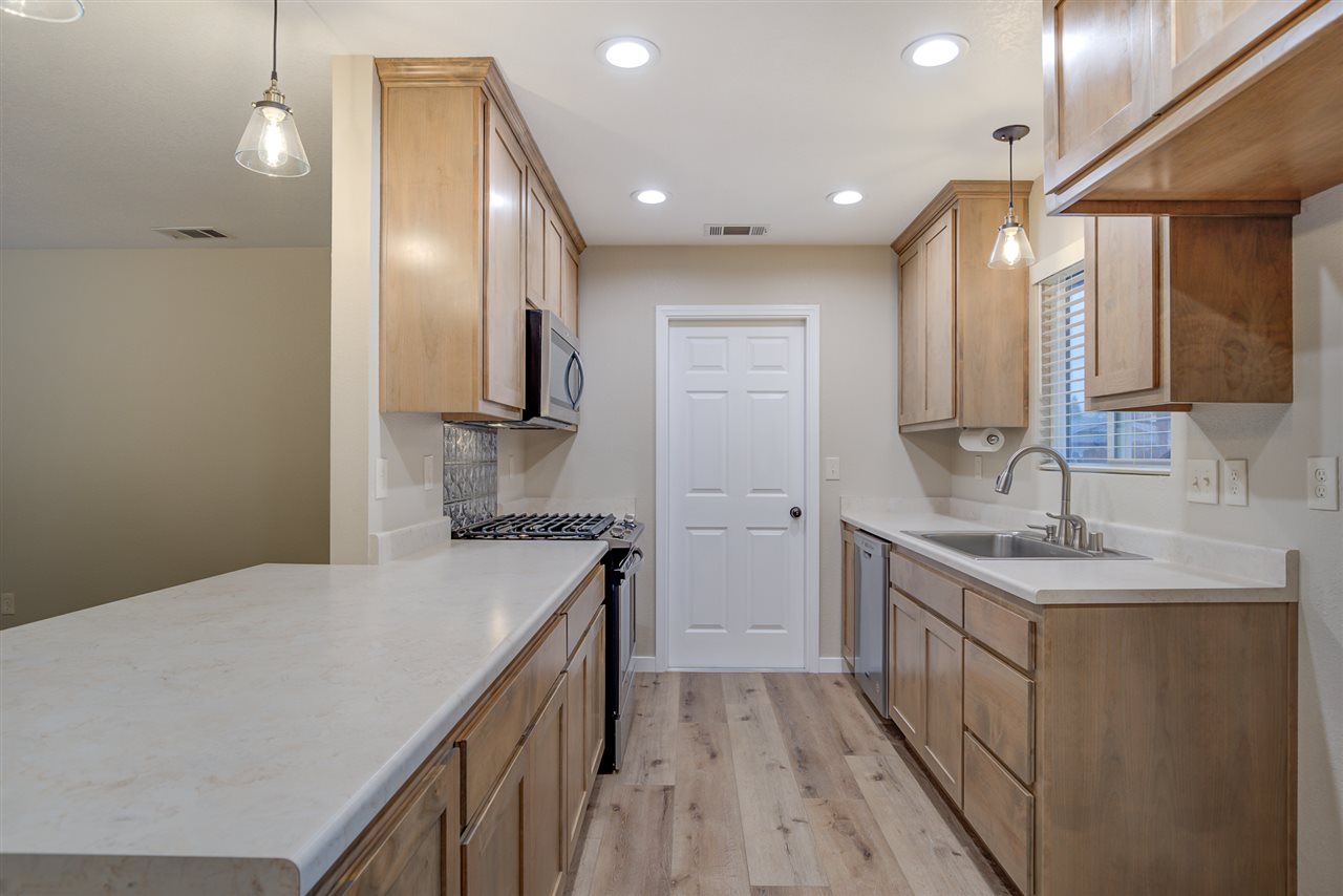 1338 Franzel Road Red Bluff, CA 96080 - Photo 8 of 32
