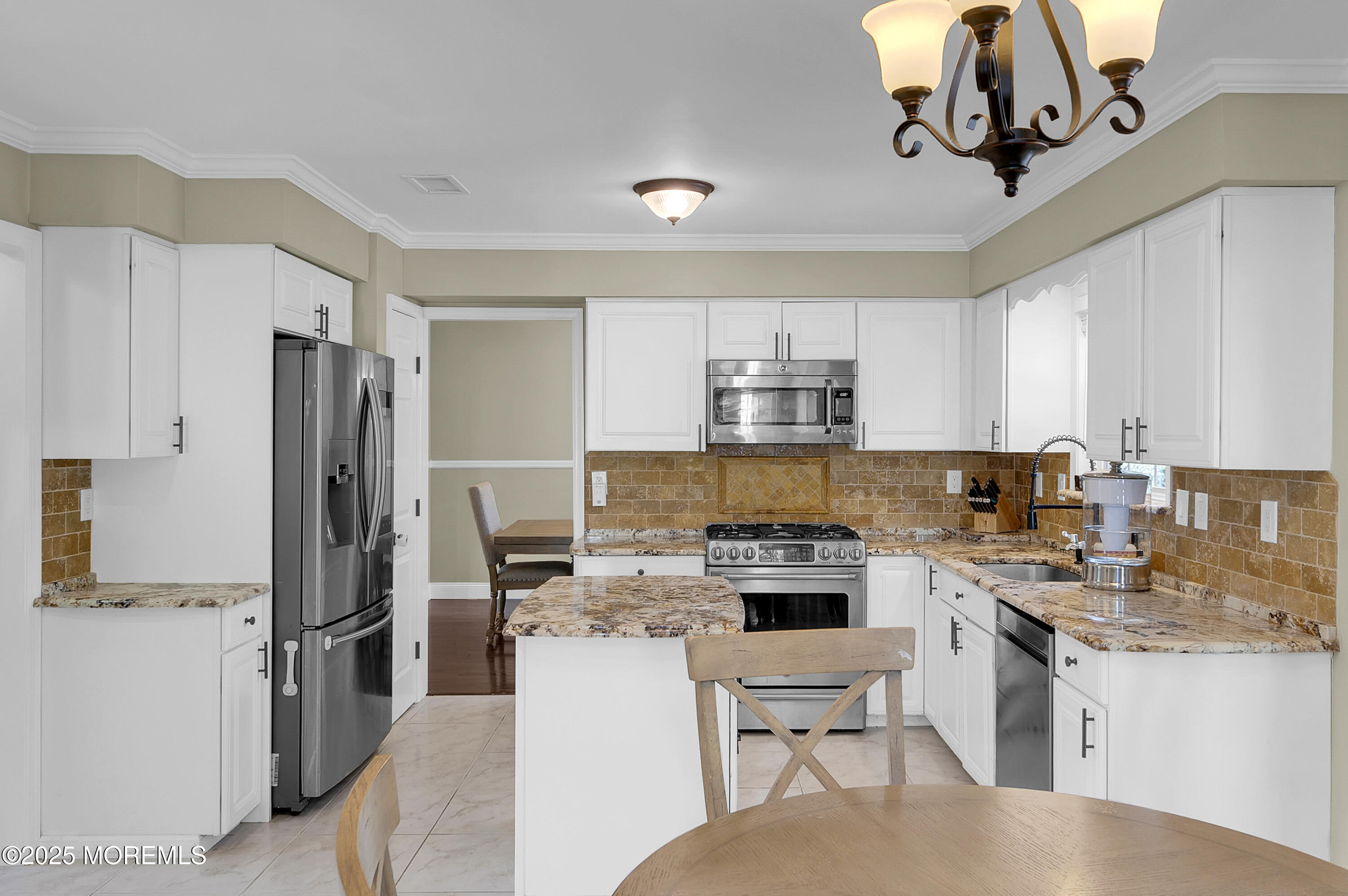 4 Diamond Lane Howell, NJ 07731 - Photo 21 of 63 Kitchen 6-2