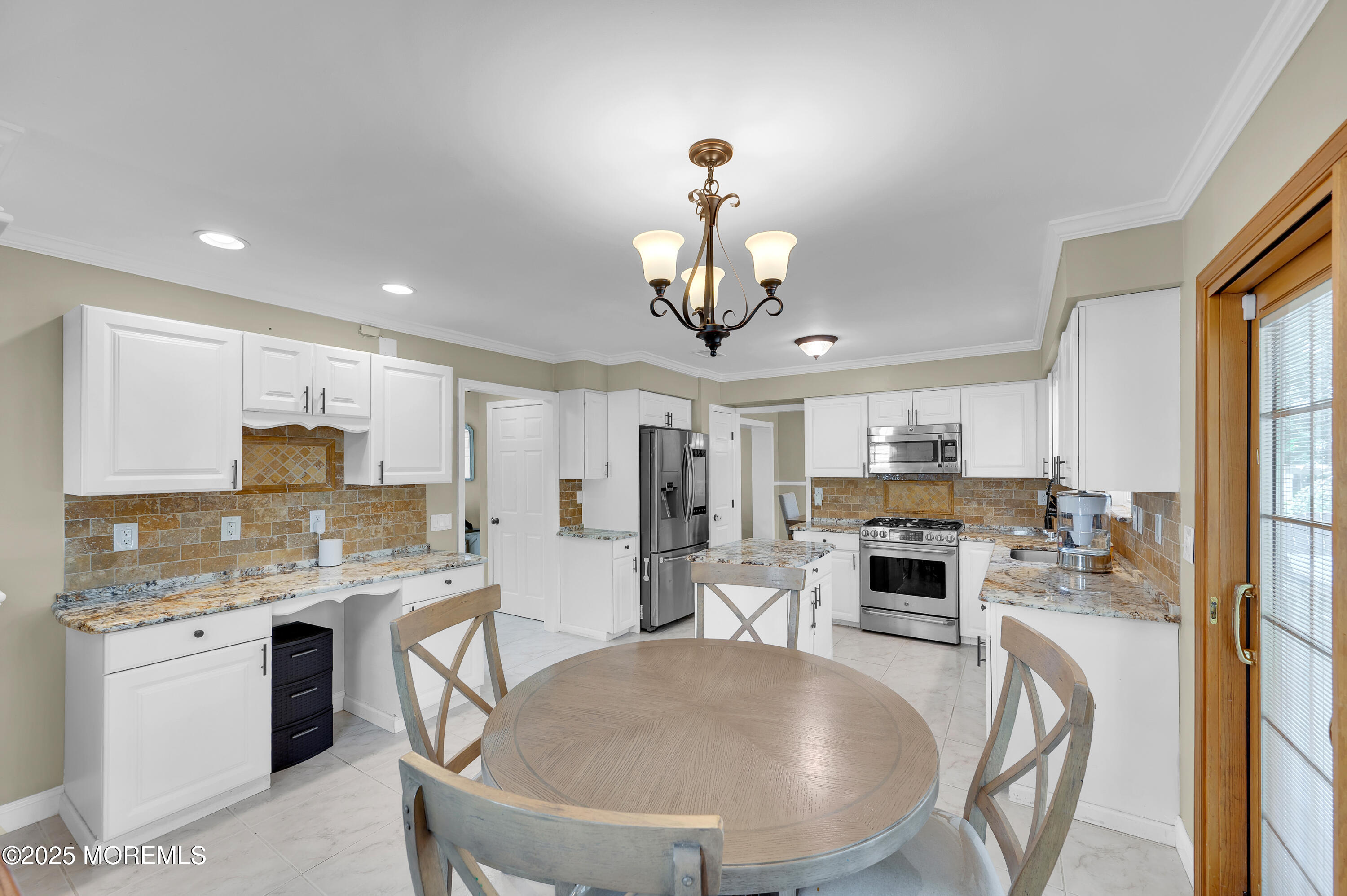 4 Diamond Lane Howell, NJ 07731 - Photo 22 of 63 Kitchen 7