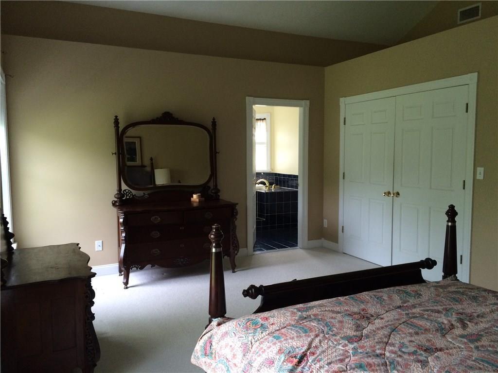 1 Cumberland Common Cumberland, ME 04021 - Photo 11 of 22 Master bedroom