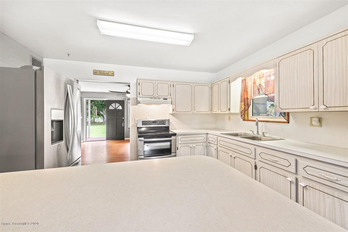 1285 Hall Road Malabar, FL 32950 - Photo 8 of 42 08-DSC_913316