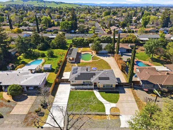 $1,199,000 | 1421 Lydia Lane, Clayton, CA 94517