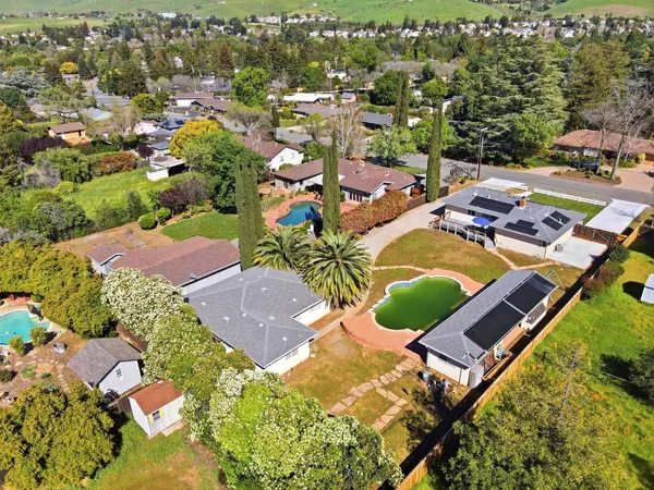 $1,199,000 | 1421 Lydia Lane, Clayton, CA 94517