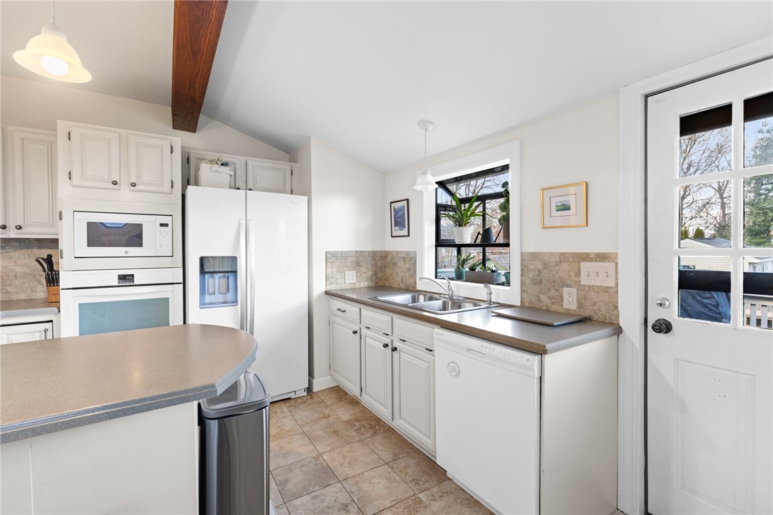 151 Ives Road Warwick, RI 02818 - Photo 17 of 50