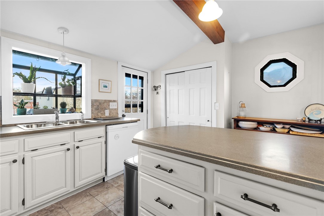 151 Ives Road Warwick, RI 02818 - Photo 19 of 50