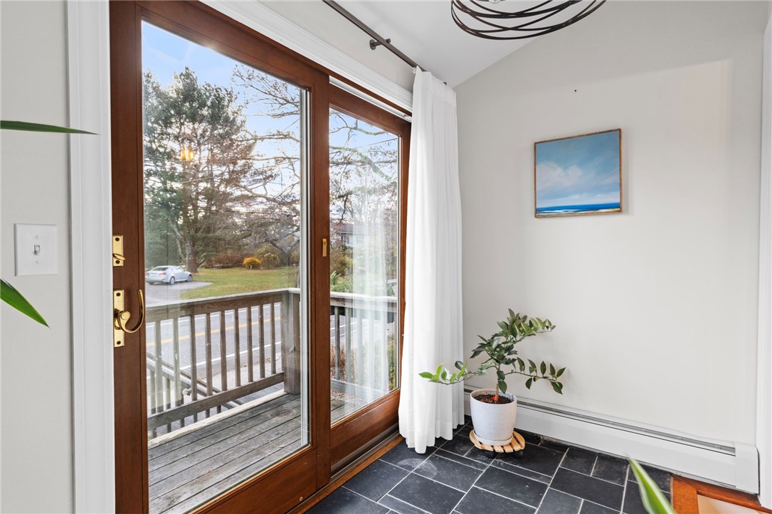 151 Ives Road Warwick, RI 02818 - Photo 8 of 50