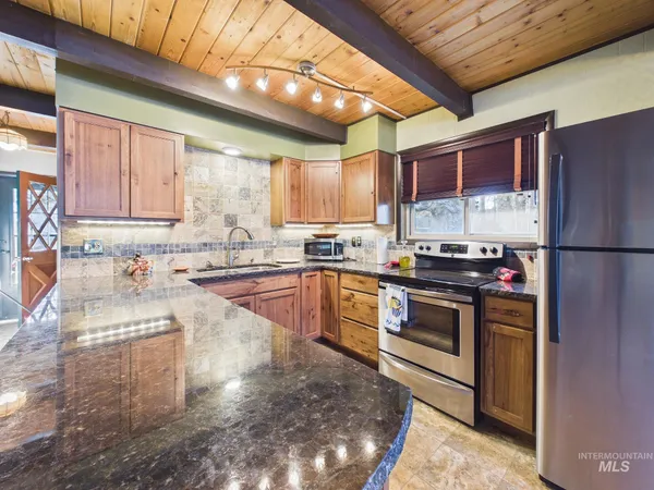 $485,000 | 4 Lem Court, Cascade, ID 83611