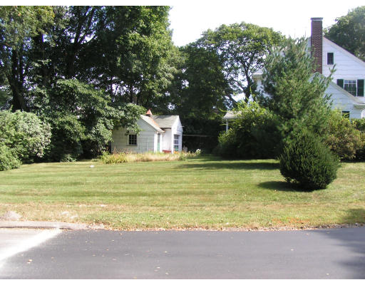 53 Abbott Road Dedham, MA 02026 - Photo 3 of 5 Gallery Image 3
