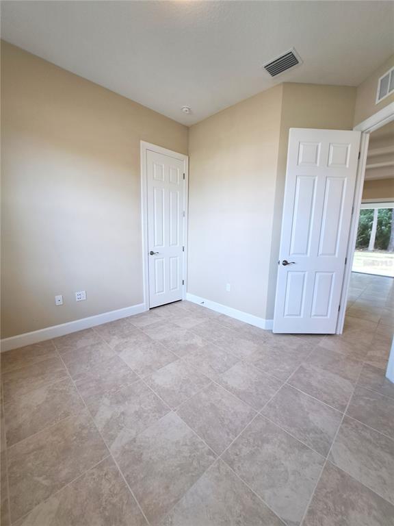 6 Parkview Circle Palm Coast, FL 32137 - Photo 10 of 32 a view of an empty room and entryway