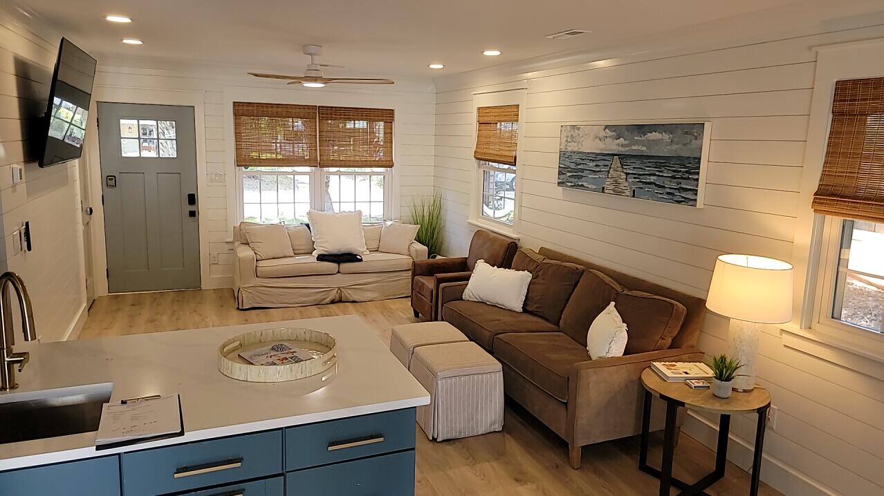 1438 Goblet Avenue Mount Pleasant, SC 29464 - Photo 15 of 49 8