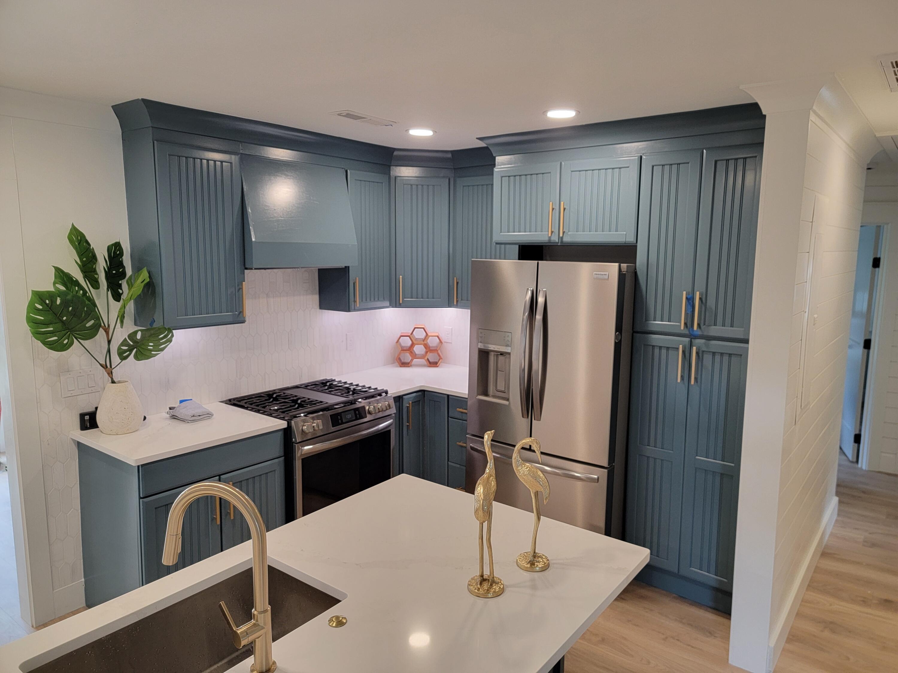 1438 Goblet Avenue Mount Pleasant, SC 29464 - Photo 4 of 49 20250710_160030