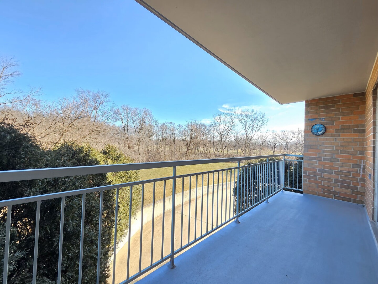 6815 North Milwaukee Avenue, Unit 210 Niles, IL 60714 - Photo 30 of 47 a view of balcony with furniture