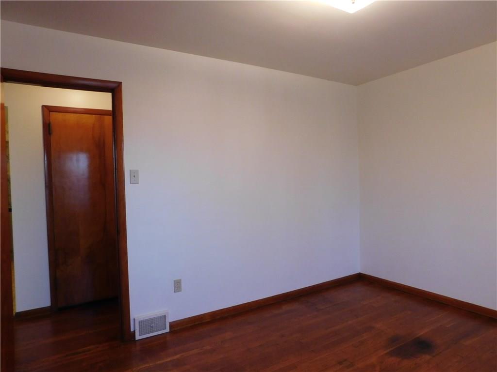 797 Deer Lane Rochester, PA 15074 - Photo 16 of 18 *3rd BR*