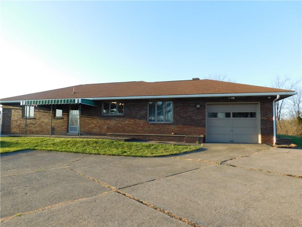 797 Deer Lane Rochester, PA 15074 - Photo 18 of 18 *Large Parking Pad and Turn Around - Shed in Back!*