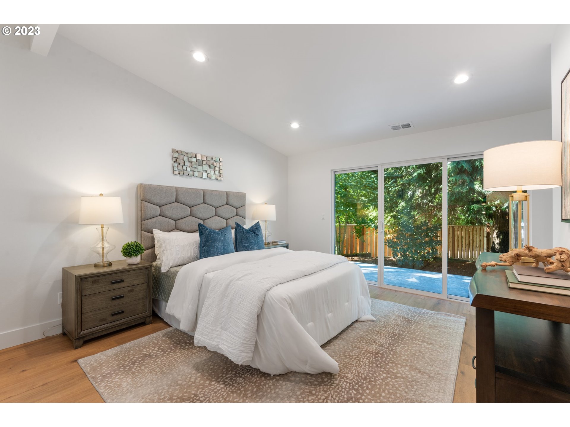 10720 Southwest Walker Road Beaverton, OR 97005 - Photo 15 of 47 Gallery Image 15