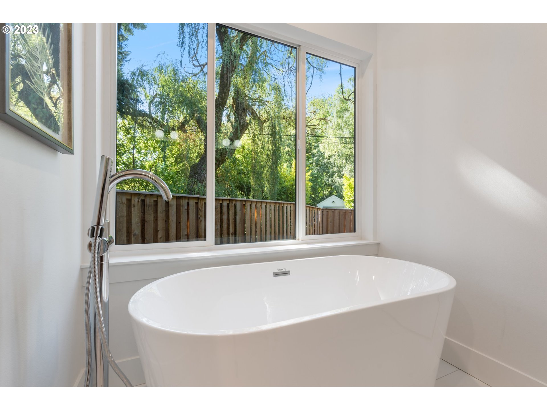 10720 Southwest Walker Road Beaverton, OR 97005 - Photo 19 of 47 Gallery Image 19