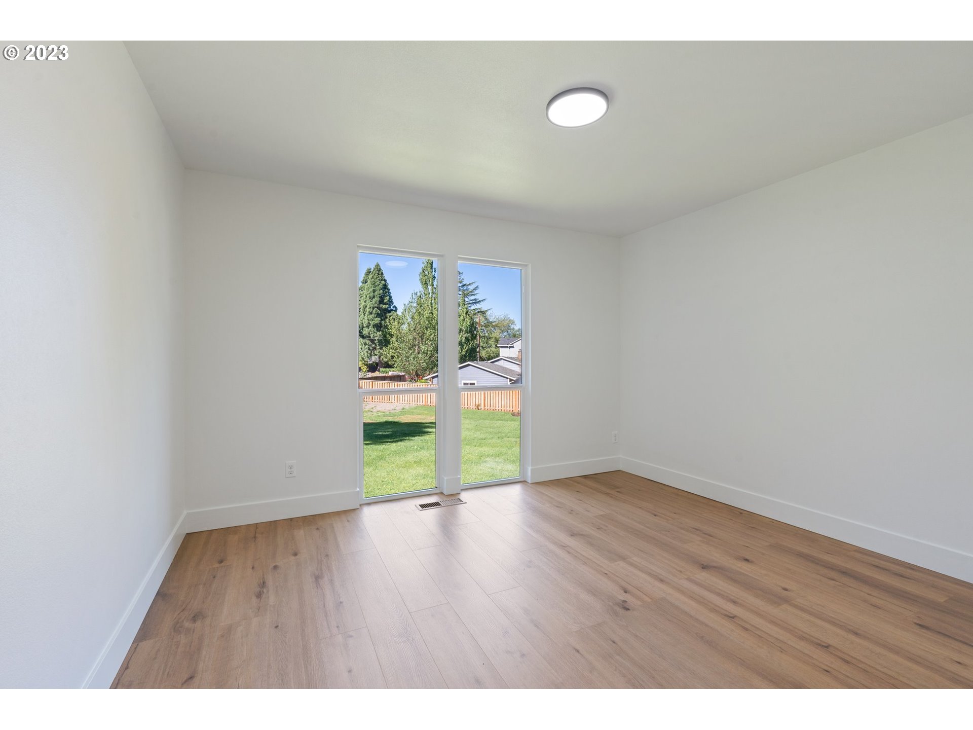 10720 Southwest Walker Road Beaverton, OR 97005 - Photo 25 of 47 Gallery Image 25