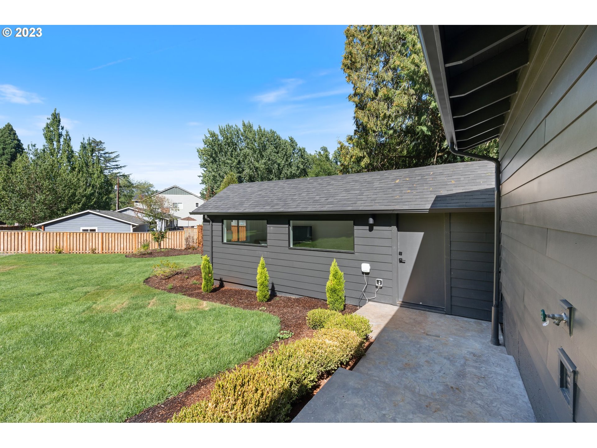 10720 Southwest Walker Road Beaverton, OR 97005 - Photo 35 of 47 Gallery Image 35