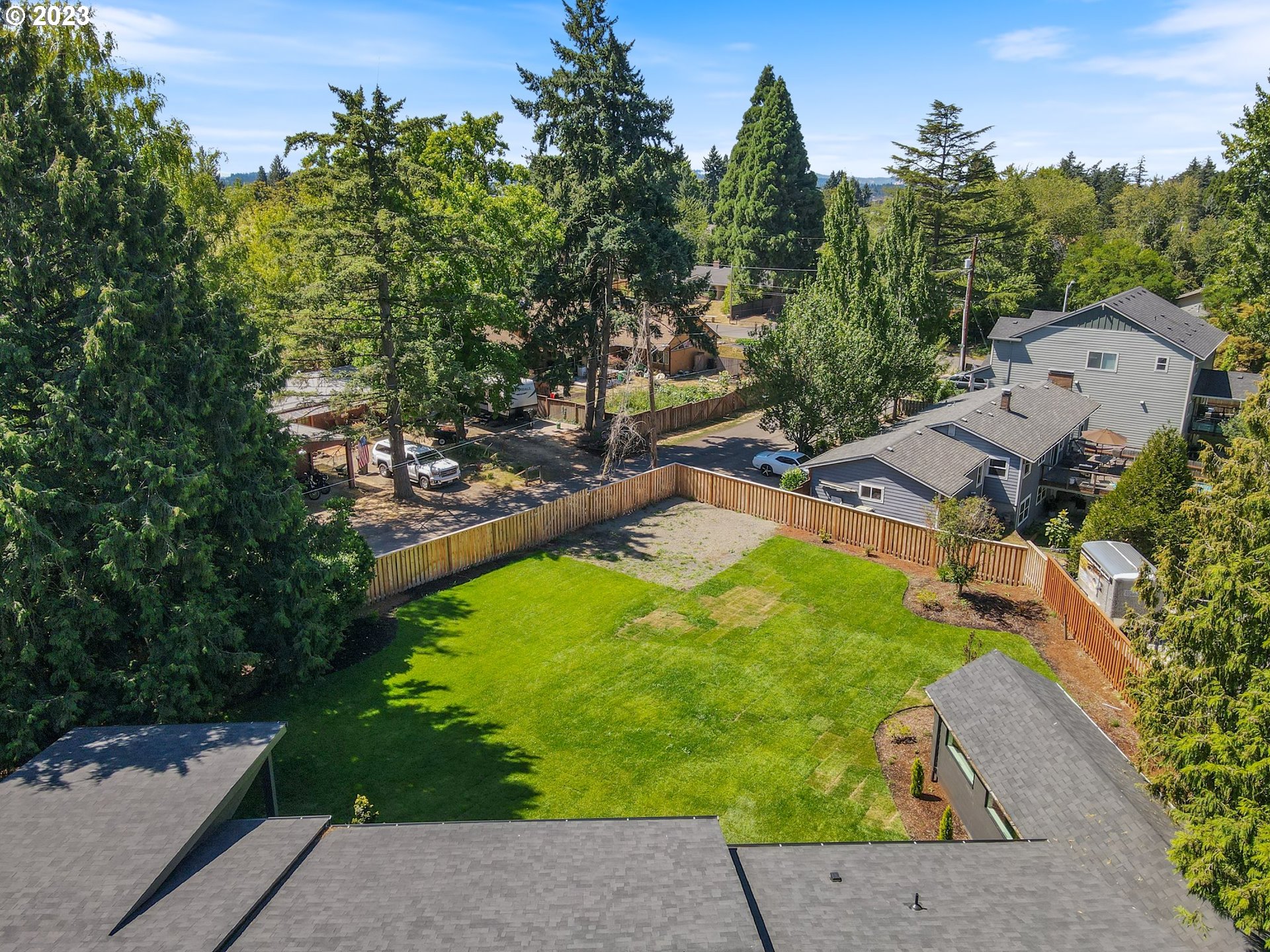 10720 Southwest Walker Road Beaverton, OR 97005 - Photo 45 of 47 Gallery Image 45