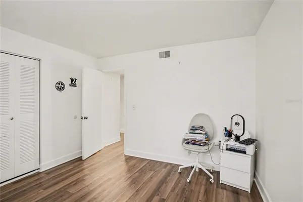 $2,000 | 9802 Lombard Court, Unit 102, Tampa, FL 33618