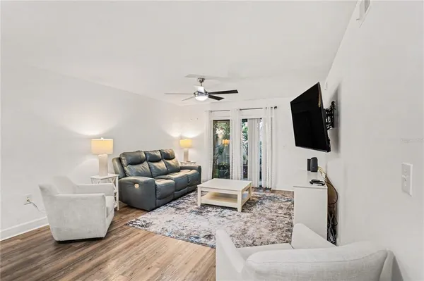 $2,000 | 9802 Lombard Court, Unit 102, Tampa, FL 33618