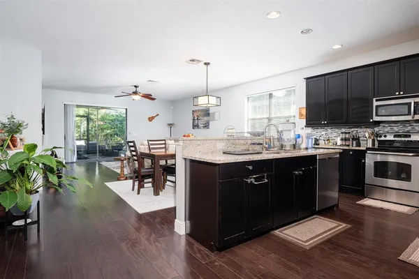 $3,200 | 13243 Overstreet Road, Windermere, FL 34786