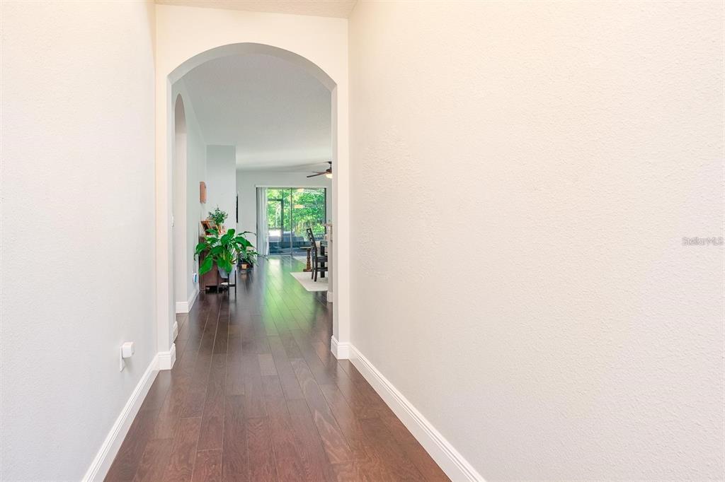 13243 Overstreet Road Windermere, FL 34786 - Photo 5 of 27