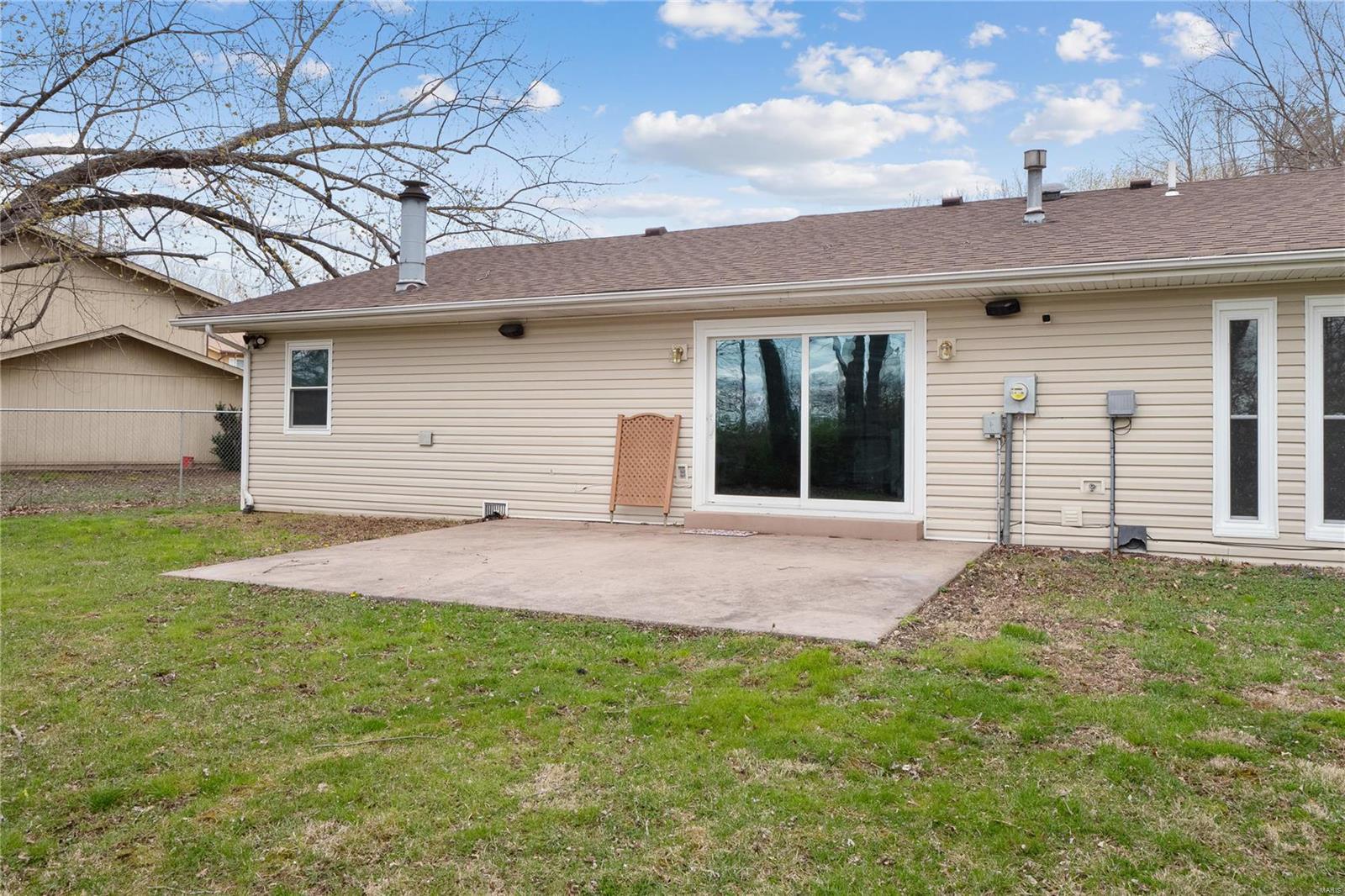 646 Fort Henry Road Belleville, IL 62221 - Photo 2 of 29 Gallery Image 2
