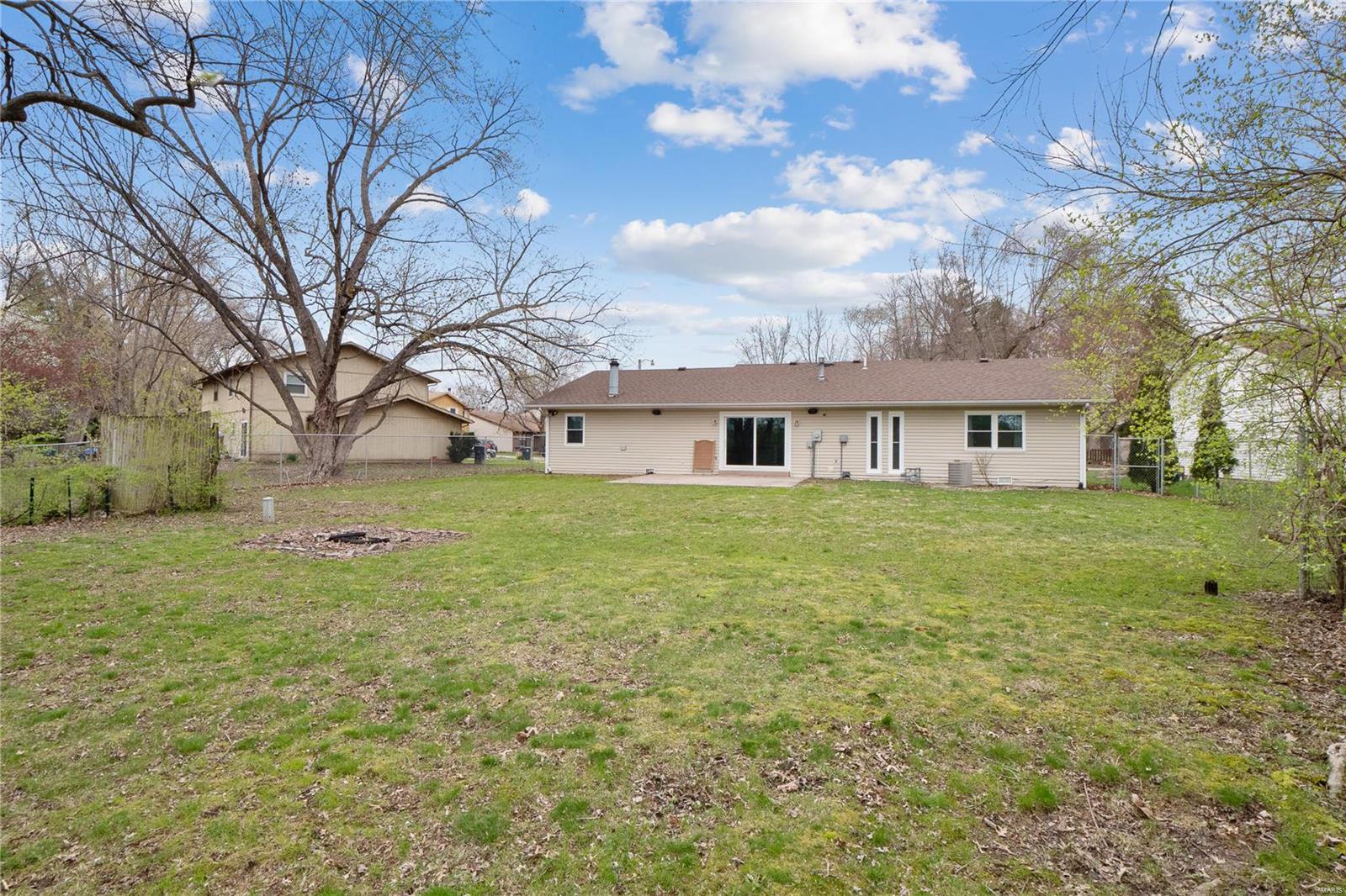 646 Fort Henry Road Belleville, IL 62221 - Photo 3 of 29 Gallery Image 3