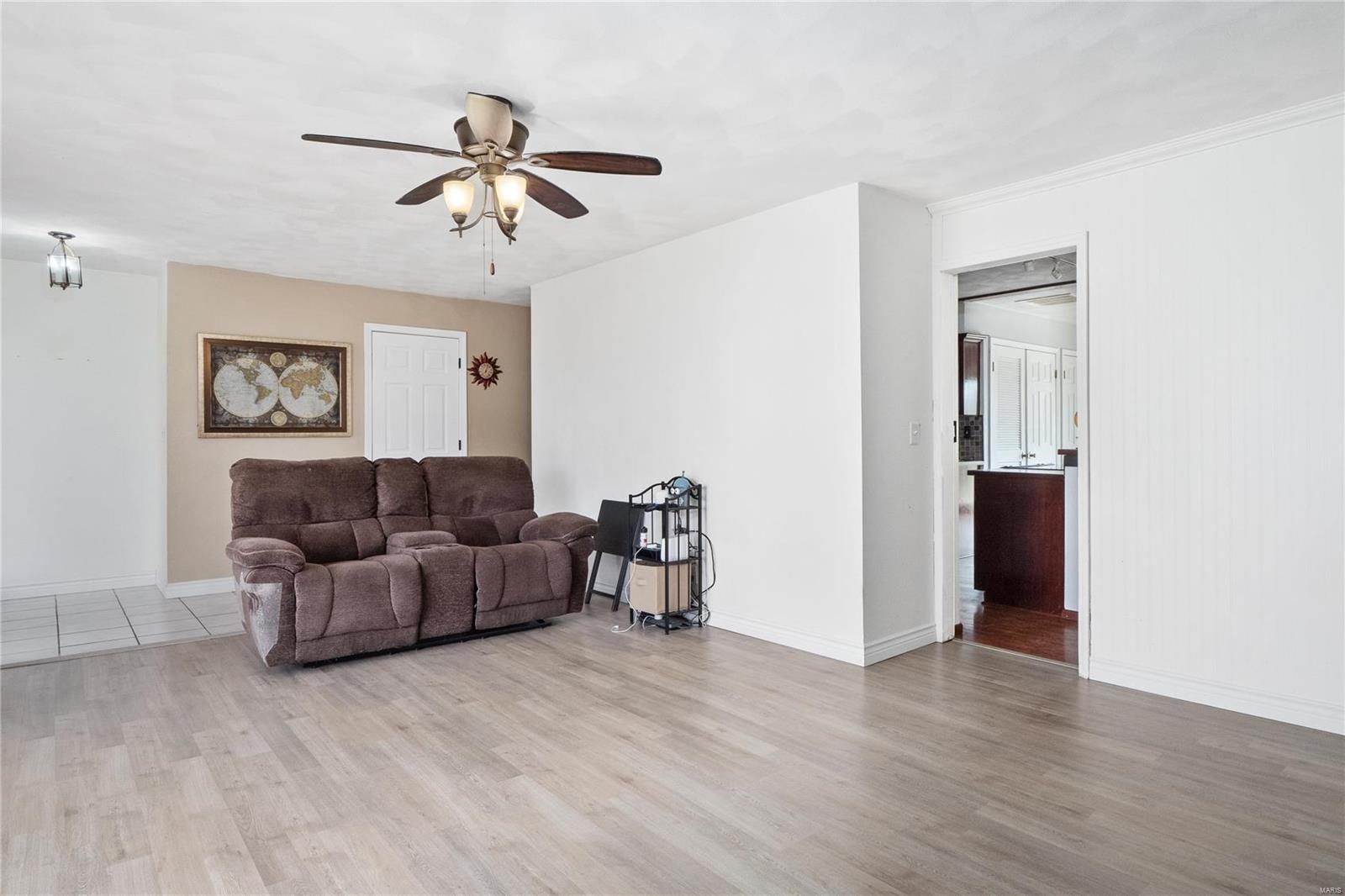 646 Fort Henry Road Belleville, IL 62221 - Photo 7 of 29 Gallery Image 7