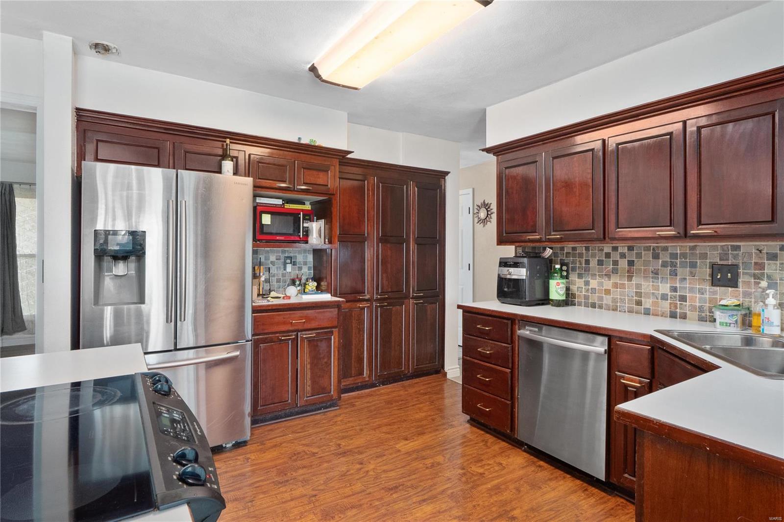 646 Fort Henry Road Belleville, IL 62221 - Photo 8 of 29 Gallery Image 8